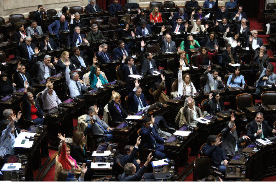 El Gobierno intentará aprobar el acuerdo con el FMI y controlar otra marcha en el Congreso