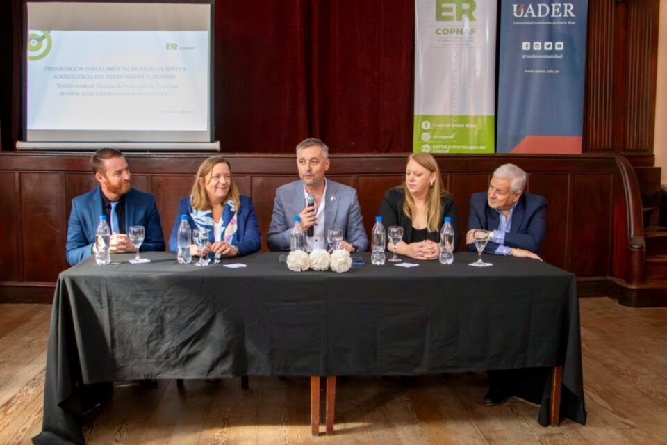 El gobierno fortalece el sistema de protección de niñez en el departamento Uruguay