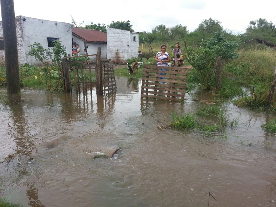 Feliciano bajo agua tras intensas lluvias: varias familias asistidas