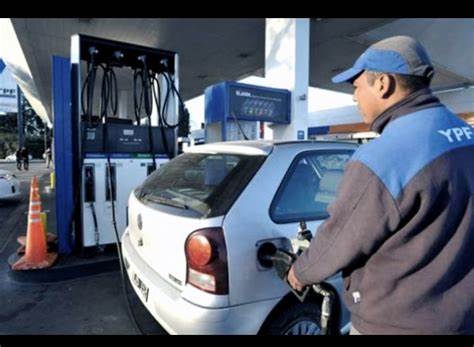 YPF Anuncia Baja del 4% en los Precios de la Nafta y el Gasoil desde el 1° de Mayo