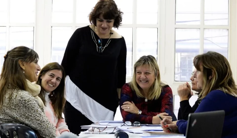 «Desigualdad Salarial Docente: ¿Dónde se Gana Más y Dónde Menos en Argentina?»