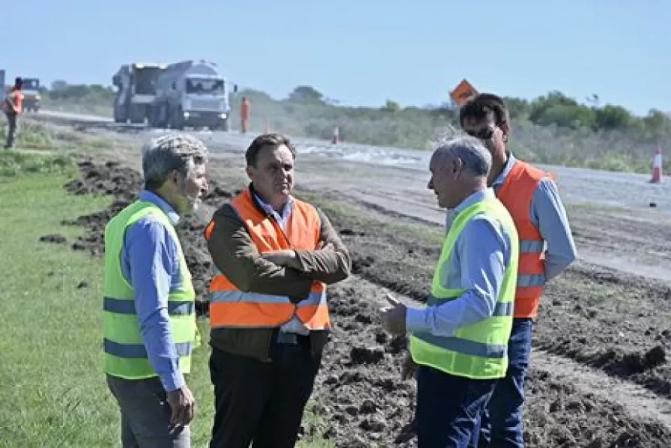 Frigerio destaca gestión y compromiso en Gilbert durante inspección de obras viales