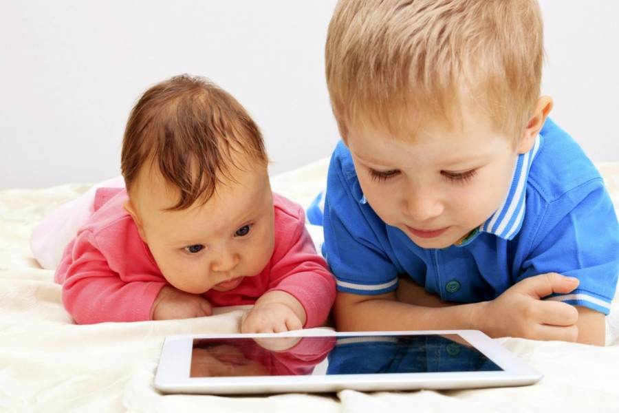 Impacto de las redes sociales en la infancia: ¿hasta dónde llega la responsabilidad de los padres?