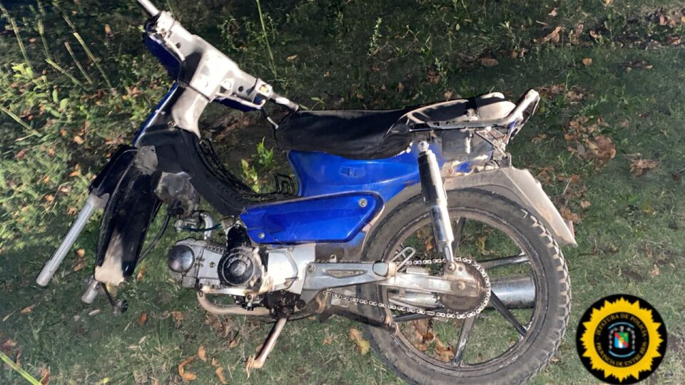 Recuperan motocicleta robada en Santa Elena tras operativo policial