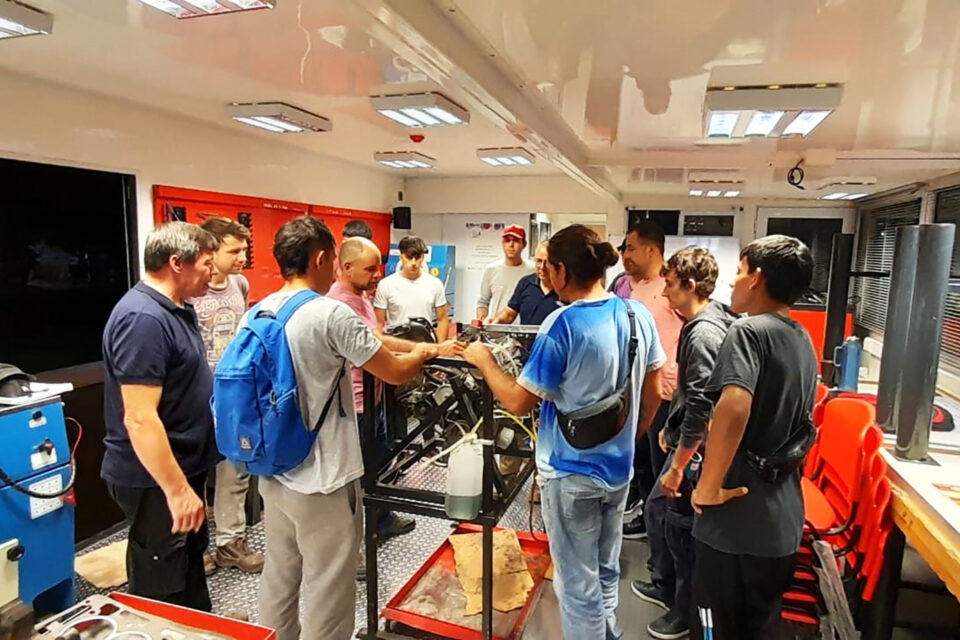 Aula Taller Móvil 93: formación gratuita y oportunidades laborales en Entre Ríos