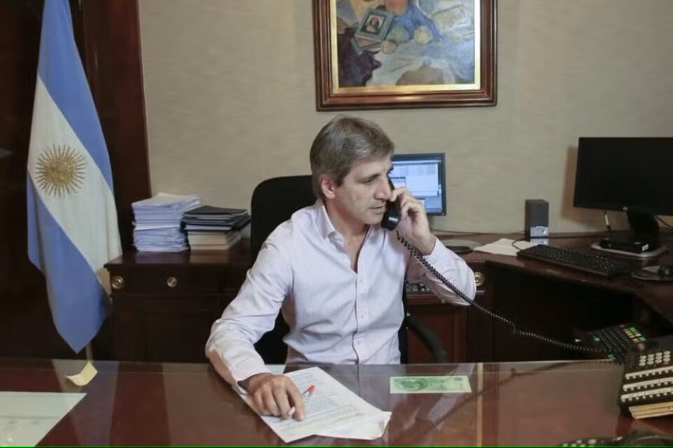 El Gobierno reduce aranceles a 27 bienes de capital para impulsar la producción