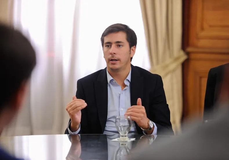 Mauricio Colello denuncia corrupción en IOSPER y repasa la gestión provincial