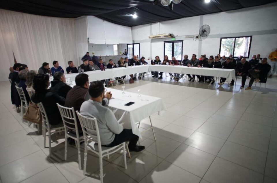 Apoyo de Intendentes Peronistas a  Bahl y Michel