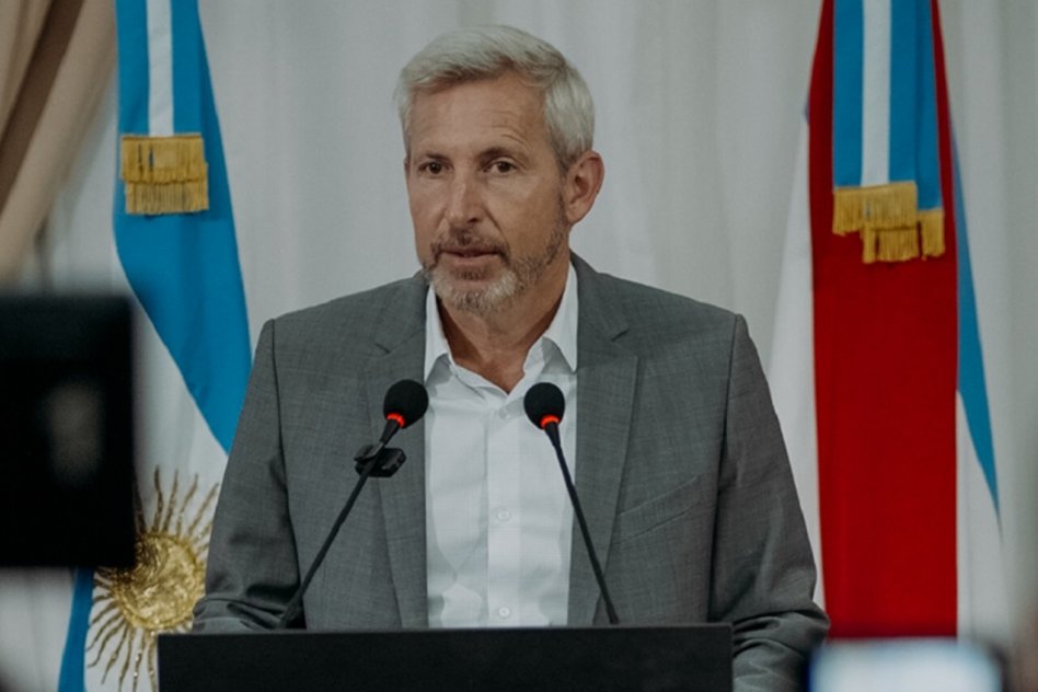 Frigerio congela sueldos políticos ante la caída de la coparticipación