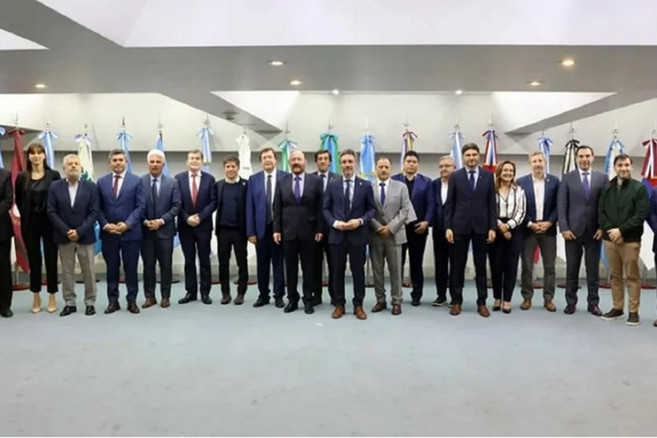 “Alianza inesperada: gobernadores aliados se suman al peronismo para exigir la liberación de fondos retenidos”