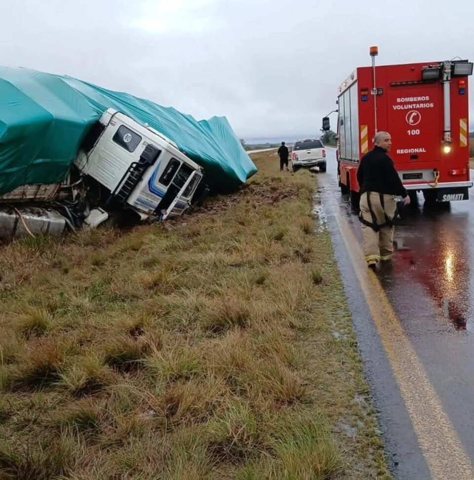 Ruta 14, Corrientes: cinco despistes en menos de 100 km en una jornada marcada por el abandono y la lluvia