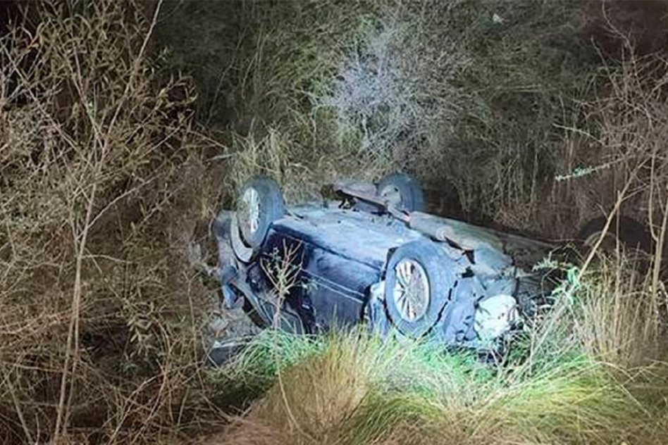“Siniestro en Colonia San Lorenzo: un remis perdió el control en tramo de ripio”