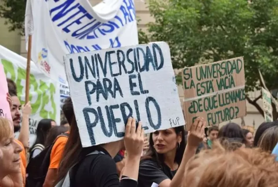Docentes universitarios lanzan una semana de paro nacional desde el 11 de agosto en reclamo por salarios y condiciones laborales
