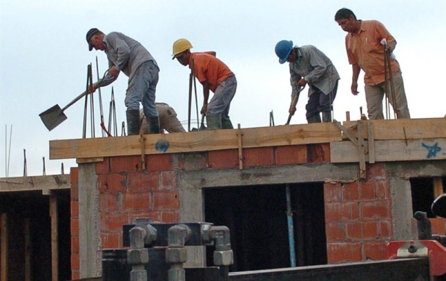 Casi 9 millones de trabajadores en Argentina están atrapados en la informalidad: el norte del país, entre