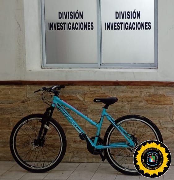 Recuperan bicicleta robada en La Paz: el rodado estaba oculto en la costa del arroyo