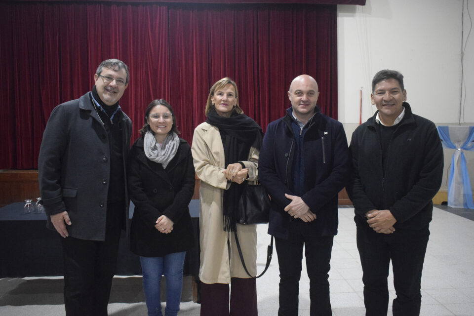 La provincia realiza controles integrales de salud para estudiantes de 1° y 6° grado