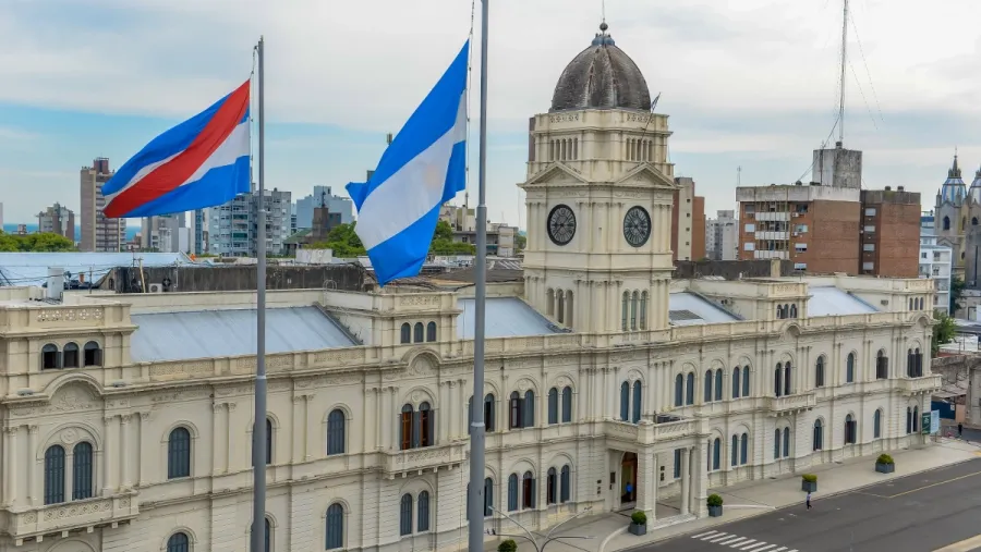 Deuda en dólares: el proyecto del Ejecutivo entrerriano que anticipa un debate inevitable