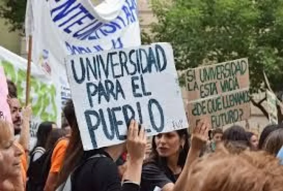 Paro universitario del 11 al 17 de agosto: docentes reclaman paritarias y presupuesto digno