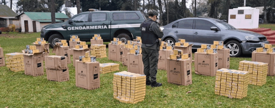 Misiones: En dos procedimientos, secuestraron 19.980 paquetes de cigarrillos extranjeros que fueron abandonados