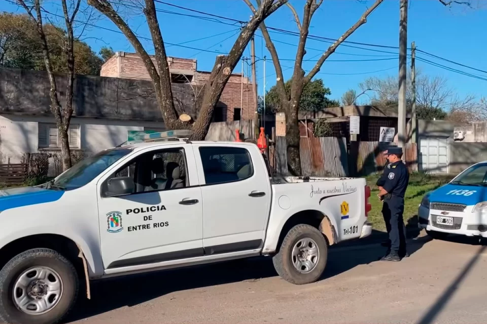 Crimen brutal en Basavilbaso: más de 20 puñaladas, un cuchillo sospechoso y un detenido bajo la lupa