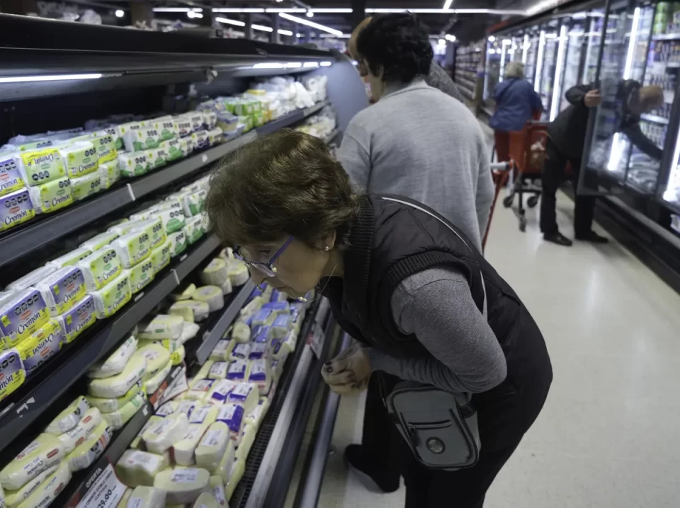 Las ventas en supermercados de Mendoza muestran una leve mejora frente a 2024, pero siguen por debajo de los niveles de 2023