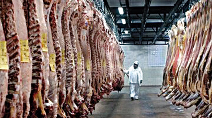 Estados Unidos cuadruplicó la cuota de importación de carne vacuna argentina: de 20.000 a 80.000 toneladas anuales. El gesto comercial, lejos de ser inocente, reconfigura el mapa de intereses ganaderos y pone a prueba la soberanía productiva.