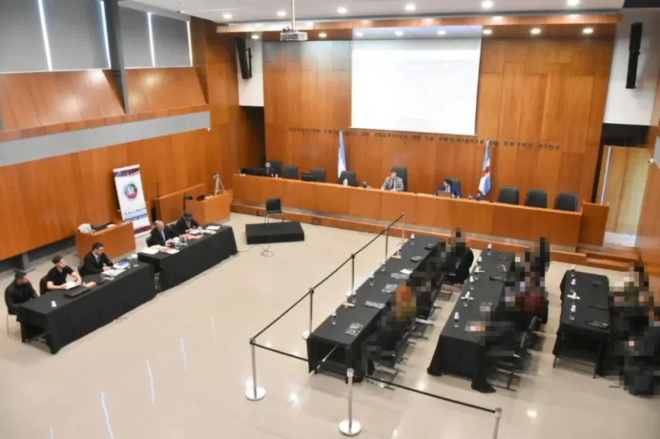 Crece el repudio por la reforma de la Ley de Juicios por Jurados en Entre Ríos: advierten retroceso institucional y posible nulidad de procesos