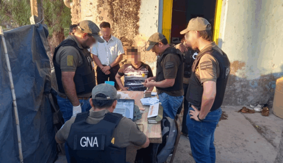 Luego de una investigación realizada en Mendoza fue detenido un ciudadano y se incautó cocaína