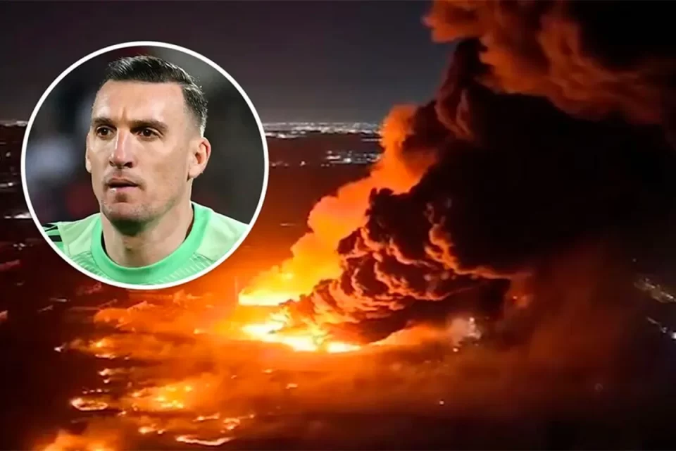 Explosión e incendio en Ezeiza: Armani sufrió daños en su casa y River reprogramó partidos La explosión y el incendio en el polo industrial Spegazzini sorprendieron a Ezeiza y afectaron al arquero de River, Franco Armani, quien sufrió daños materiales. River reprogramó partidos juveniles por prevención, mientras que el plantel profesional mantuvo su agenda
