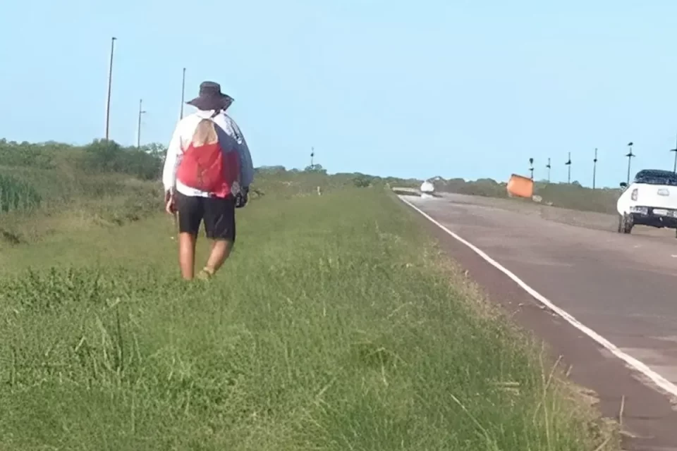 235 kilómetros de fe: cuando el agradecimiento se calza las botas