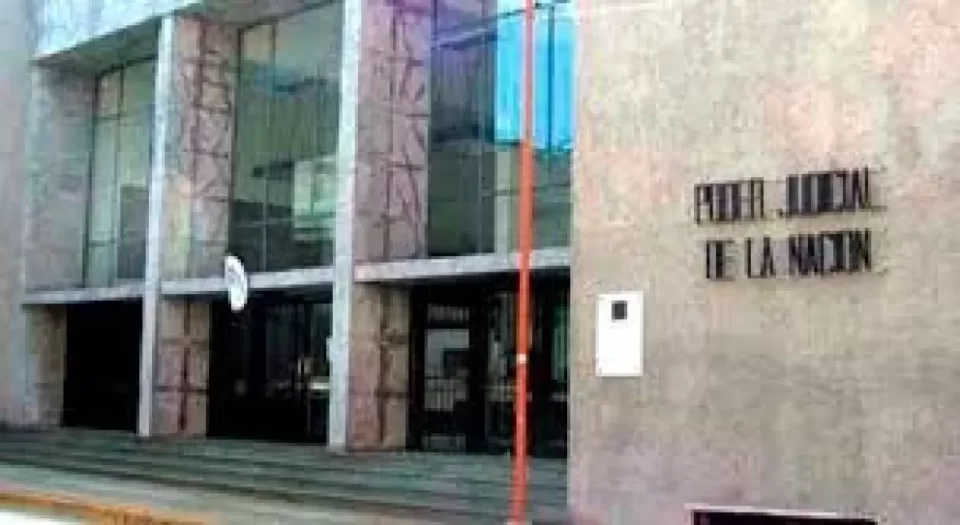 “Entre la cocaína y la soja perdida: condenas millonarias a una organización narco que usó pistas clandestinas en Entre Ríos, mientras la justicia desoye el reclamo de un productor que denunció y quedó con 290 toneladas menos”