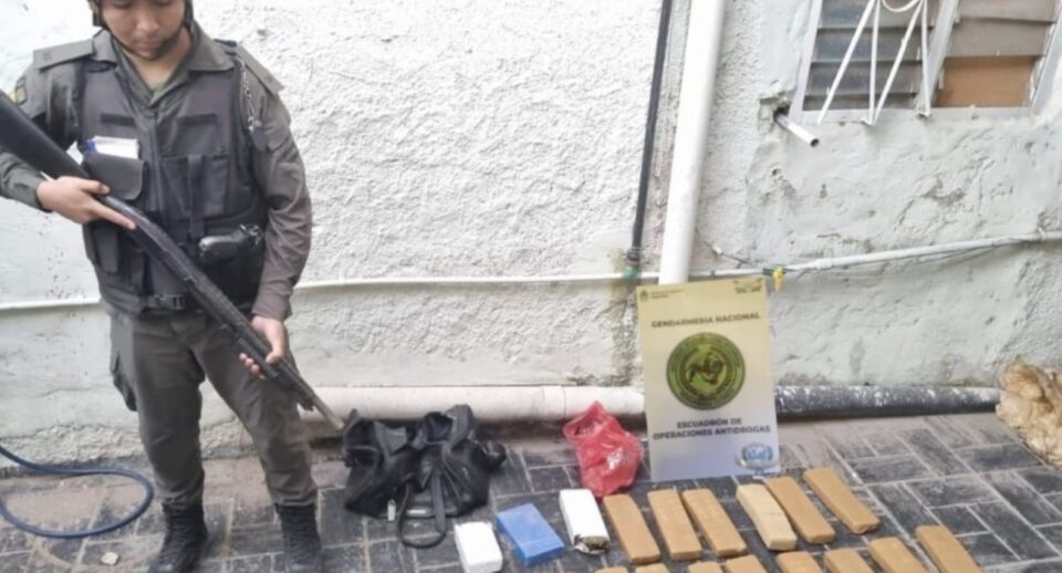 Buenos Aires: Identifican una organización narcocriminal que era liderada desde la cárcel y detienen a cinco miembros