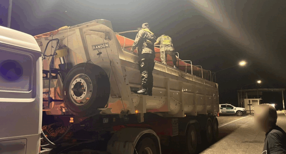 San Juan: Detectaron irregularidades en un camión que transportaba 30 toneladas de minerales