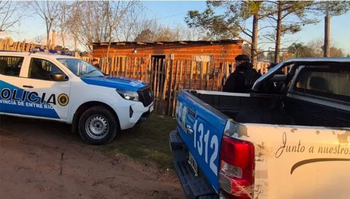El megaoperativo contra el narcotráfico en Entre Ríos con 18 allanamientos simultáneos en Concepción del Uruguay, Gualeguaychú, Basavilbaso y Rosario del Tala, la intervención de 160 efectivos y la coordinación de la justicia federal como uno de los despliegues más amplios en la provincia bajo la Ley 23.737