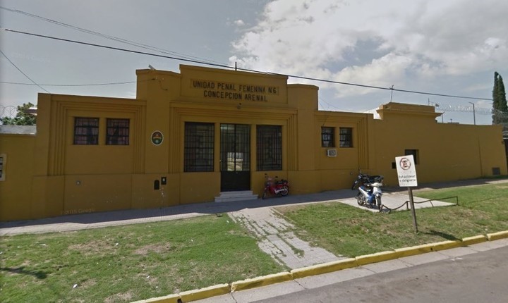 La sanción a una interna en la cárcel de Paraná por ocultar pastillas de clonazepam en su ropa y el espejo incómodo de un sistema penitenciario que castiga la salud, profundiza la exclusión y revela la ausencia de políticas de rehabilitación