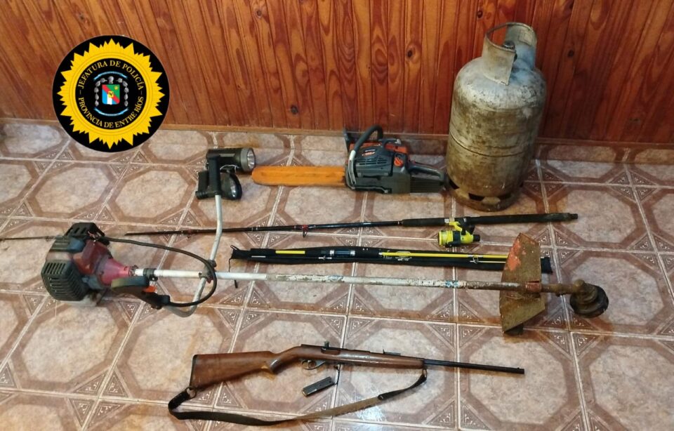 DGDP JEFATURA DPTAL LA PAZ  CRIA. BOVRIL  DE OFICIO POLICIAL Y SECUESTRO.
