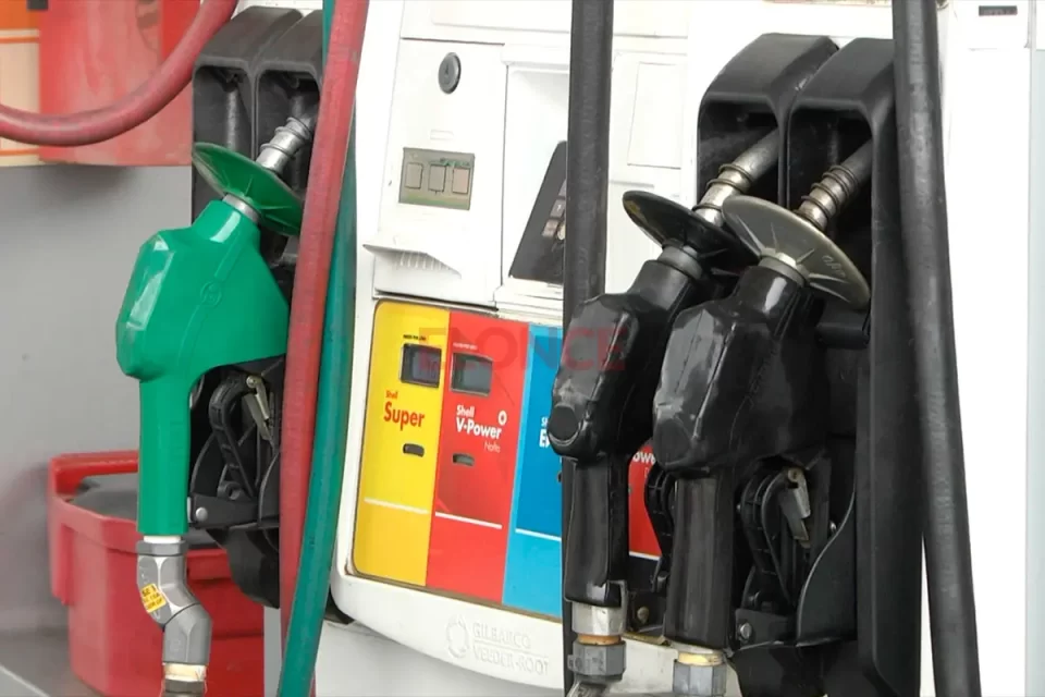 Estaciones de servicio atenderán con horario reducido en Navidad y Año Nuevo