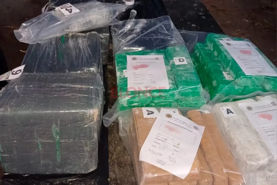 Marihuana flotante y silencios pesados