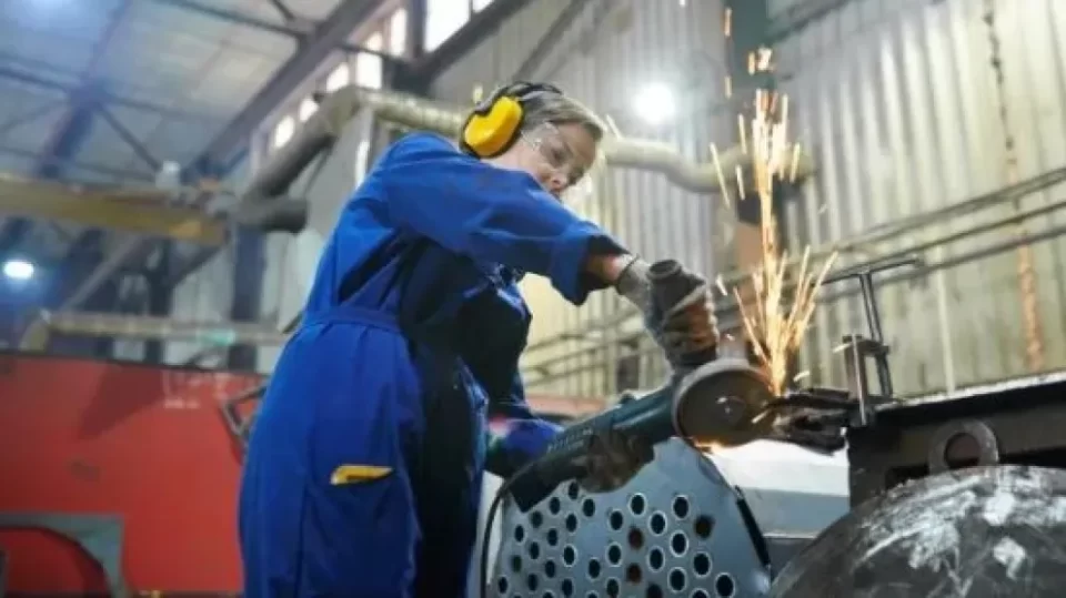 Se perdieron 126.000 empleos en la industria