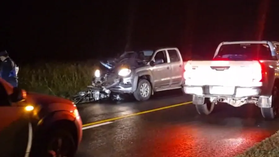 Tragedia en Ruta 32: una pareja de Crespo murió al chocar en moto contra una camioneta entre Seguí y Viale