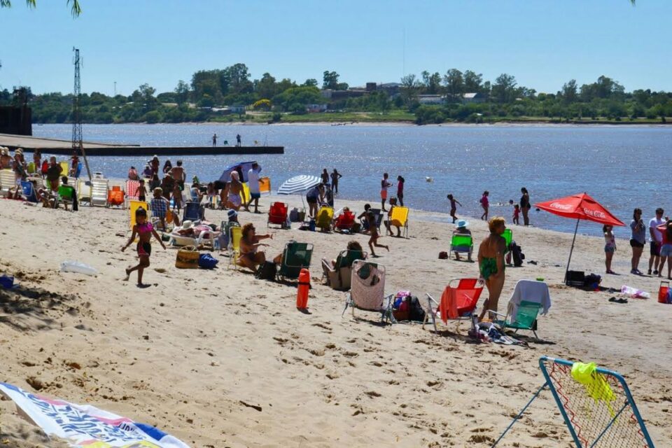 Concordia: Por prevención suspenden el uso recreativo del Río Uruguay en Playa Los Sauces