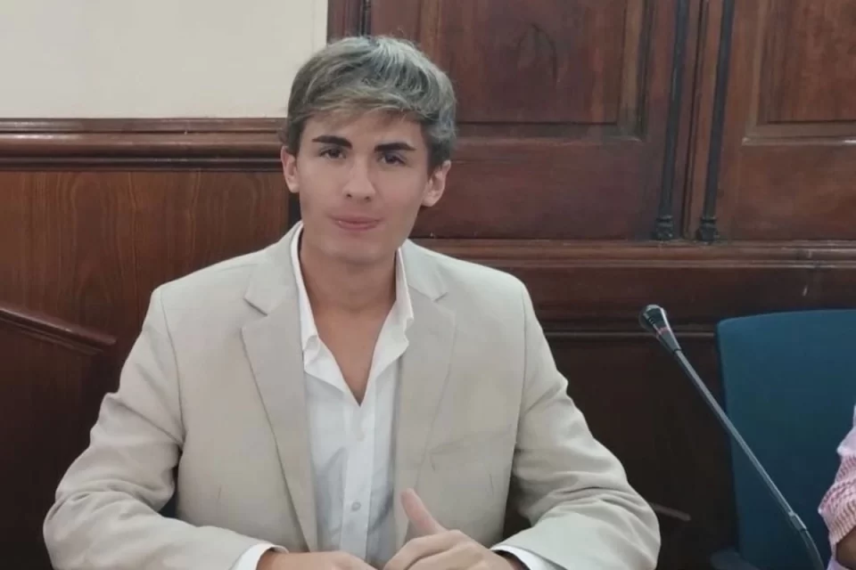 Viaje de Walser a Brasil: concejales de LLA impulsan un pedido de informes y evalúan una denuncia penal