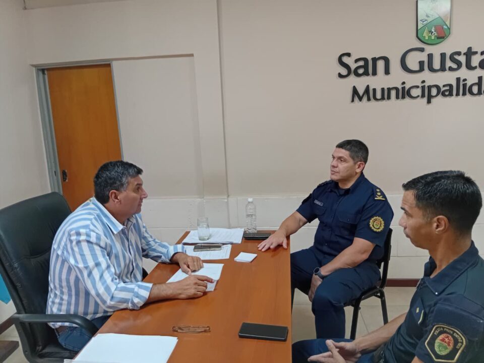 “San Gustavo: reunión de trabajo para el 137° aniversario y fortalecimiento de la seguridad”