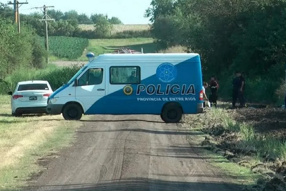 Hallan muerta con un disparo a la mascota del joven calcinado dentro de un auto en Cerrito