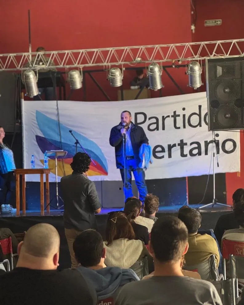 “Renuncia en el Partido Libertario de Entre Ríos: Juan Martín Erro se aleja tras tensiones internas”