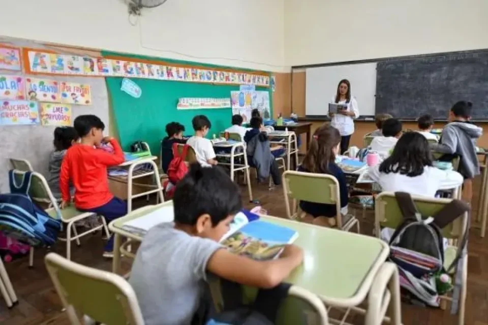 “Calendario escolar en Entre Ríos: este jueves los docentes vuelven a las escuelas