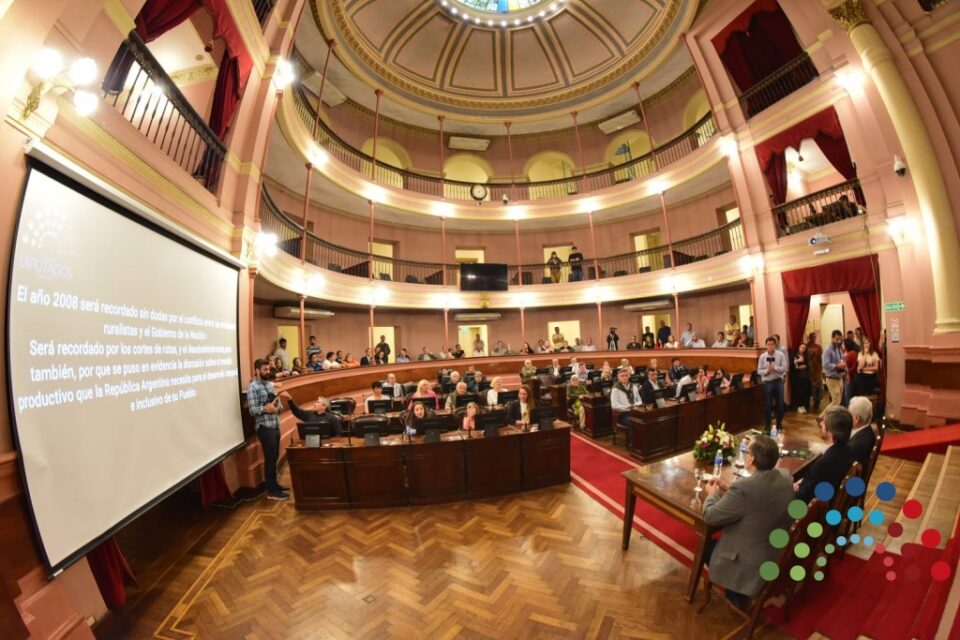 Diputados comienza a tratar el proyecto que crea una comisión para investigar la deuda de Entre Ríos