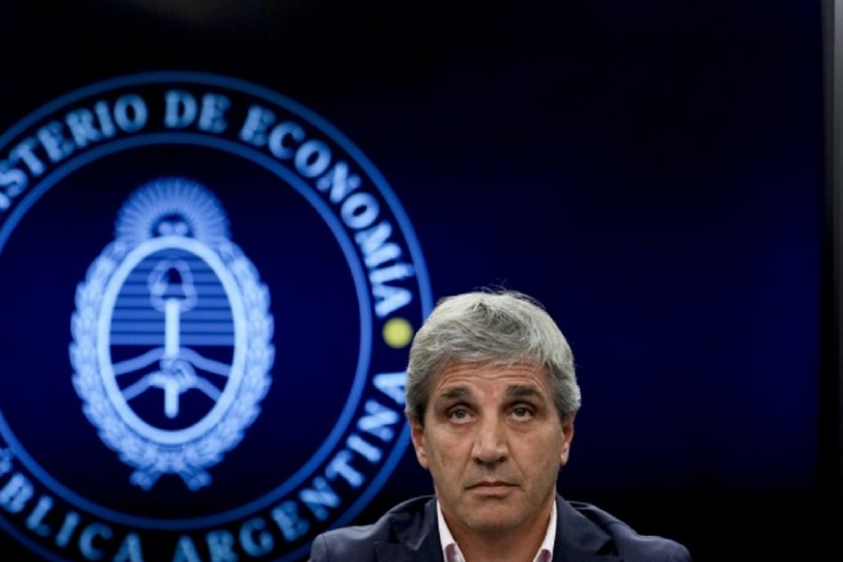 Imprimir  El Ministerio de Economía desginó nuevos funcionarios en áreas claves