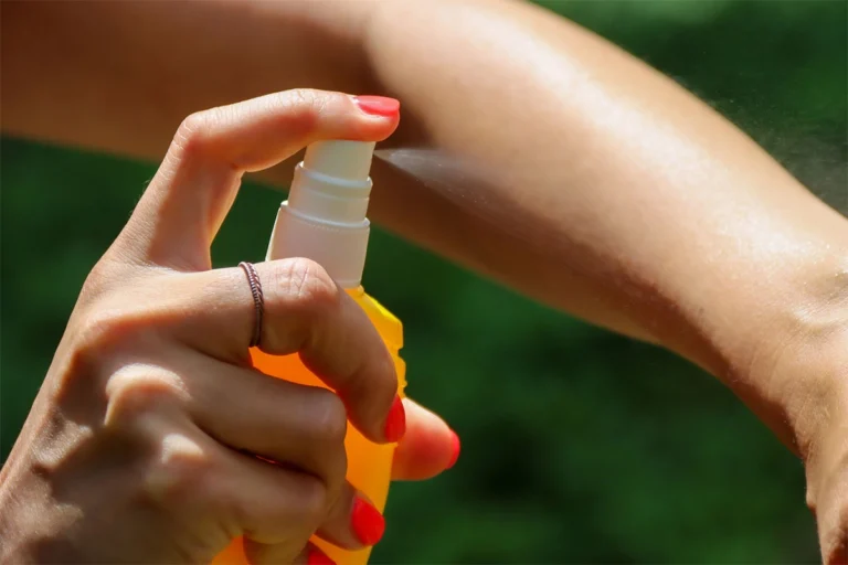 “ANMAT refuerza controles: productos prohibidos para proteger la salud”