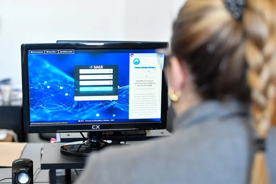 “Actualizar datos, fortalecer la educación”